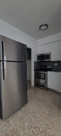 350 SW 15th Road 4, Miami, FL 33129