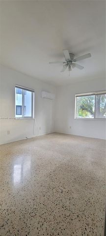 350 SW 15th Road 4, Miami, FL 33129