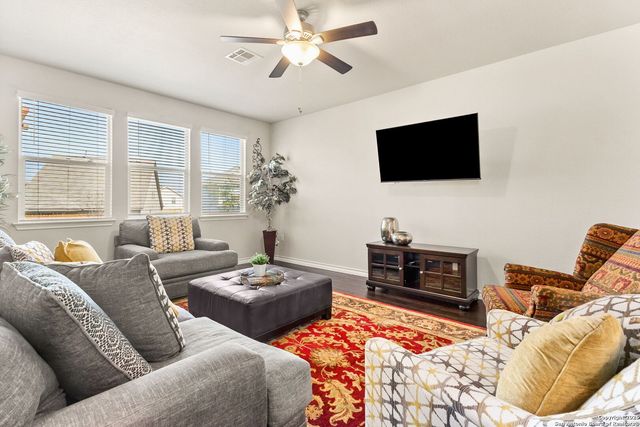 5603 Chestnut Xing, San Antonio, TX 78266