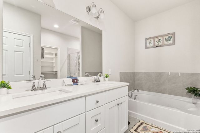 5603 Chestnut Xing, San Antonio, TX 78266