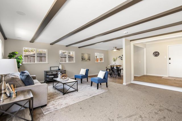 2117 Venus Dr, Sacramento, CA 95864