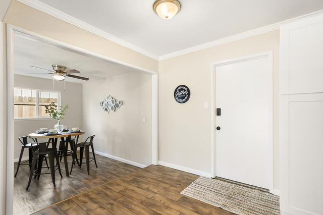 2117 Venus Dr, Sacramento, CA 95864