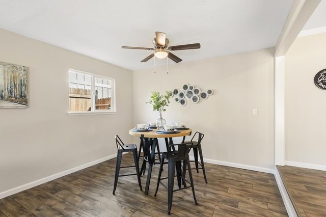 2117 Venus Dr, Sacramento, CA 95864