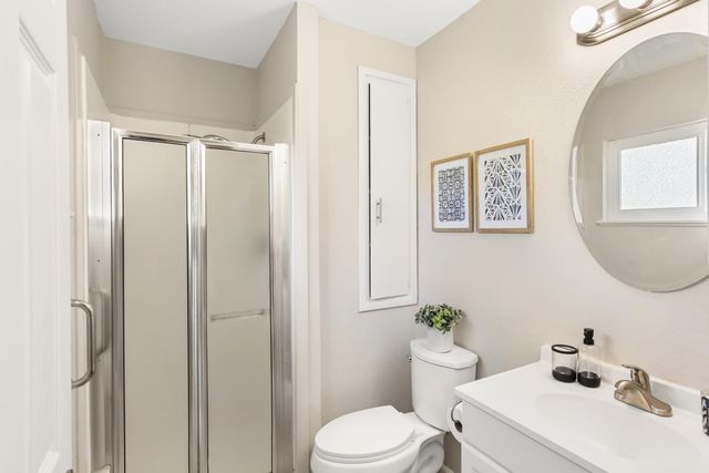 2117 Venus Dr, Sacramento, CA 95864