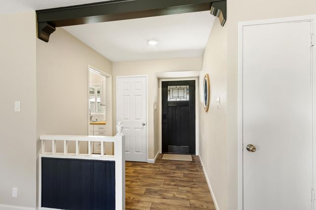 2117 Venus Dr, Sacramento, CA 95864