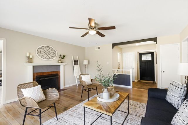 2117 Venus Dr, Sacramento, CA 95864