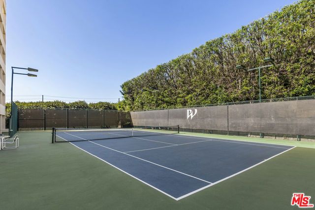 1131 Alta Loma Road 415, West Hollywood, CA 90069