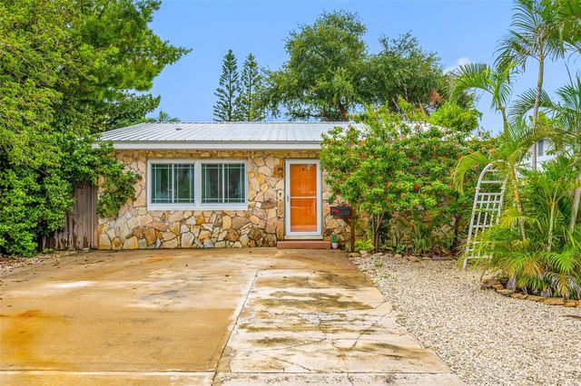 3935 11TH AVENUE N, St Petersburg, FL 33713