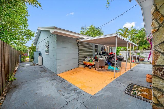 3935 11TH AVENUE N, St Petersburg, FL 33713