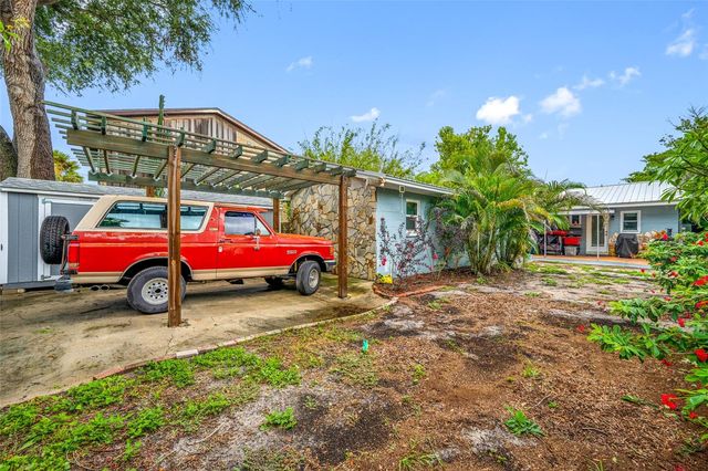 3935 11TH AVENUE N, St Petersburg, FL 33713