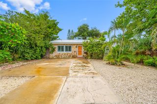 3935 11TH AVENUE N, St Petersburg, FL 33713