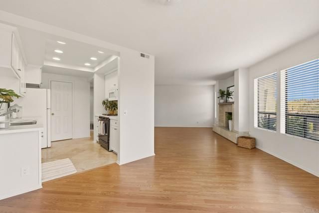 1972 Swallow Lane, Carlsbad, CA 92009