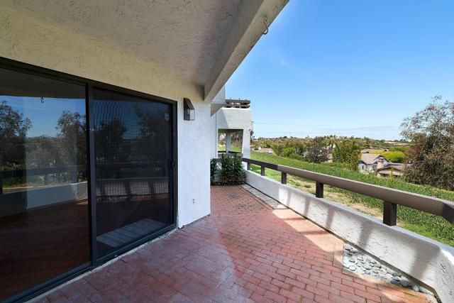1972 Swallow Lane, Carlsbad, CA 92009