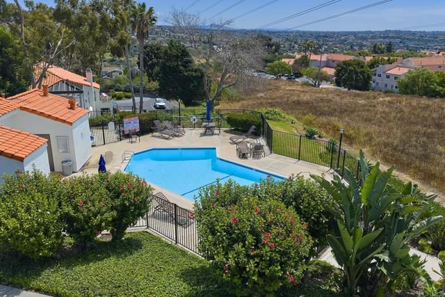 1972 Swallow Lane, Carlsbad, CA 92009