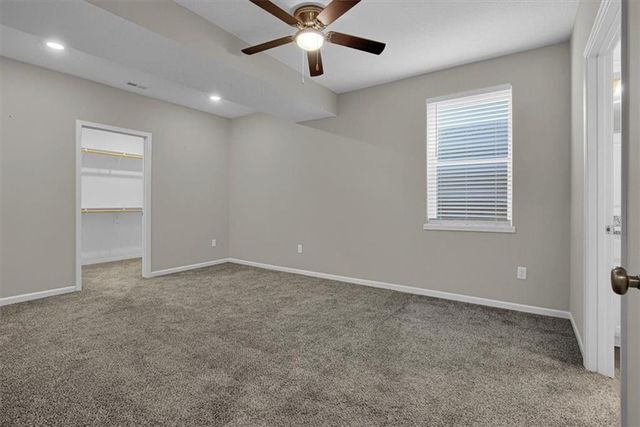 20196 207th Street, Tonganoxie, KS 66086