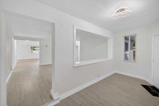 2849 SW 10th Street, Fort Lauderdale, FL 33312