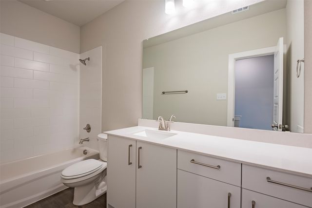640 Wheatfield Drive, Venus, TX 76084
