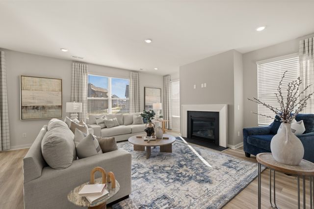 216 Crown Gardens Ct, Hermitage, TN 37076