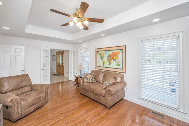 1232 Longpoint Road, Cross, SC 29436