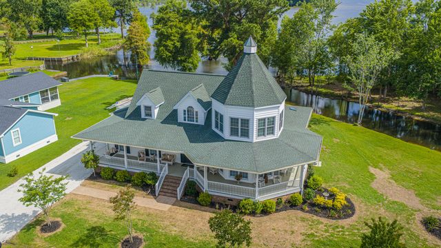 1232 Longpoint Road, Cross, SC 29436