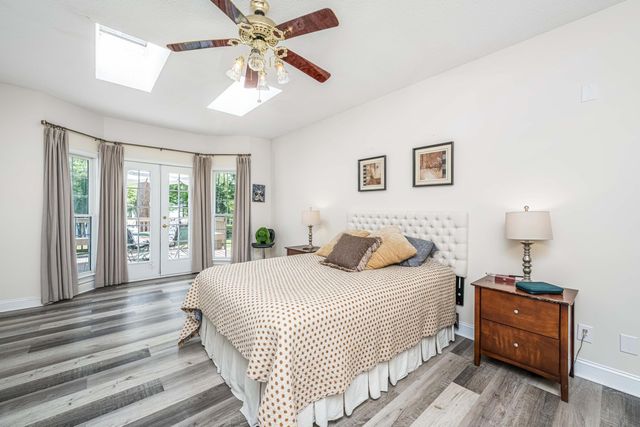 1232 Longpoint Road, Cross, SC 29436