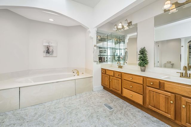 1232 Longpoint Road, Cross, SC 29436