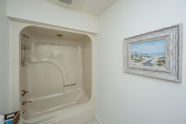 1232 Longpoint Road, Cross, SC 29436