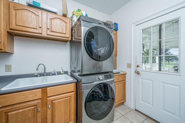 1232 Longpoint Road, Cross, SC 29436