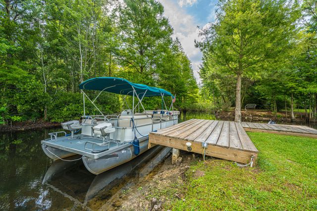 1232 Longpoint Road, Cross, SC 29436