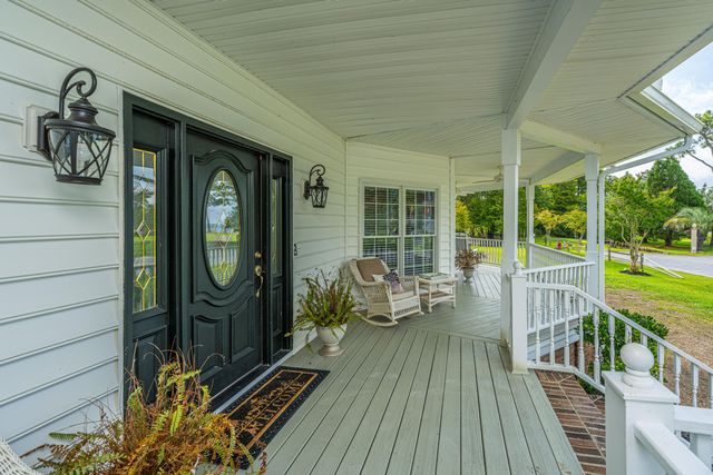 1232 Longpoint Road, Cross, SC 29436