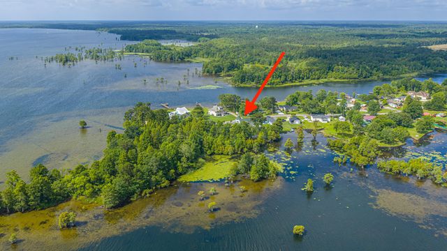 1232 Longpoint Road, Cross, SC 29436