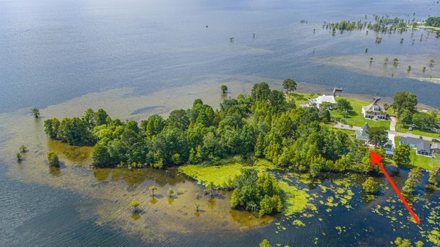 1232 Longpoint Road, Cross, SC 29436
