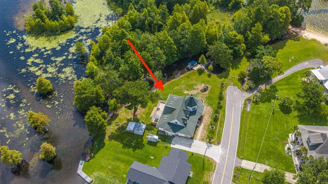 1232 Longpoint Road, Cross, SC 29436