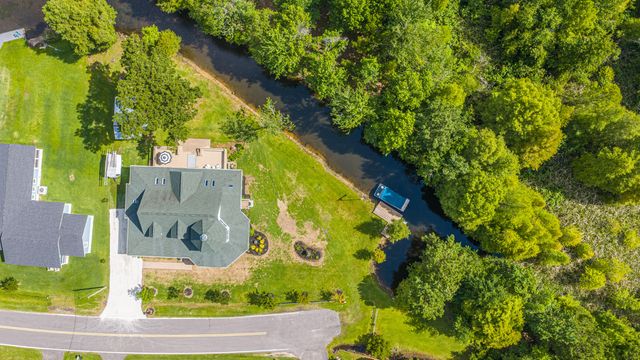 1232 Longpoint Road, Cross, SC 29436