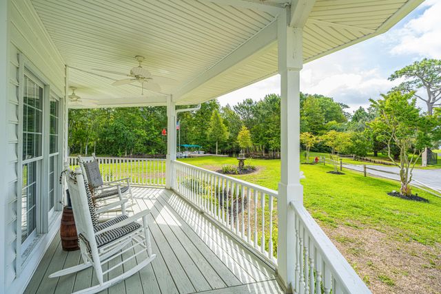 1232 Longpoint Road, Cross, SC 29436