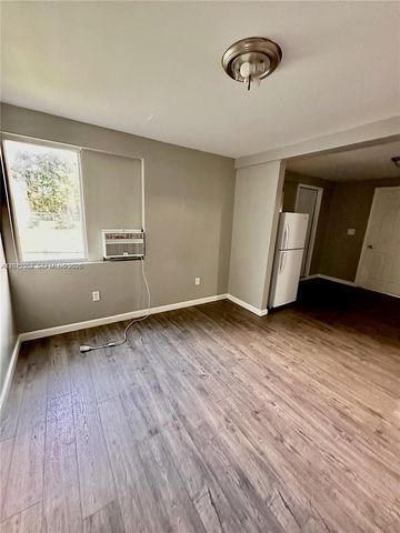 6326 NW 4th Ave 4, Miami, FL 33150