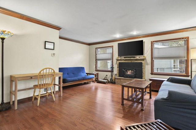 2825 Regent Street, Madison, WI 53705