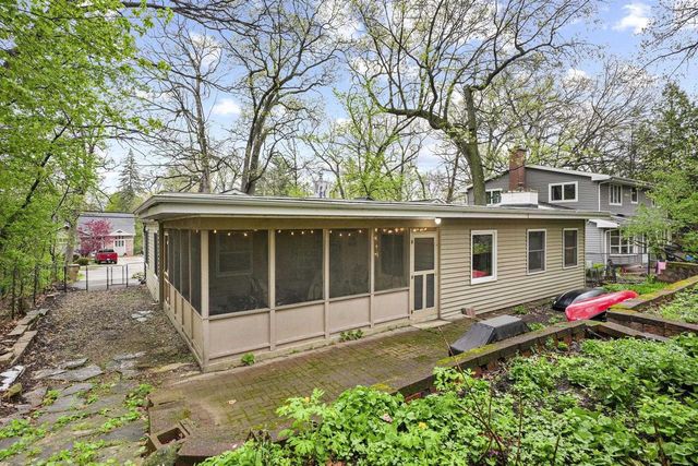 2825 Regent Street, Madison, WI 53705