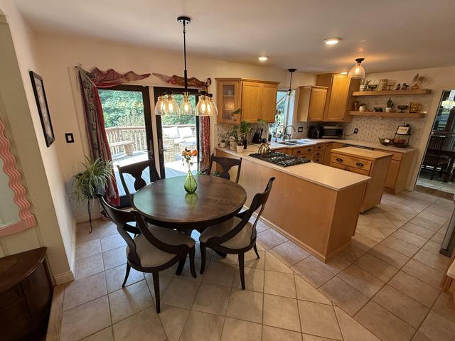 769 N Calumet Avenue, Valparaiso, IN 46383