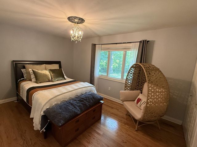 769 N Calumet Avenue, Valparaiso, IN 46383