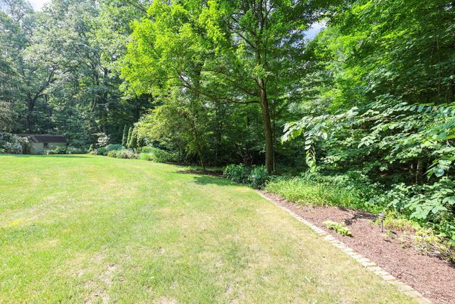 769 N Calumet Avenue, Valparaiso, IN 46383