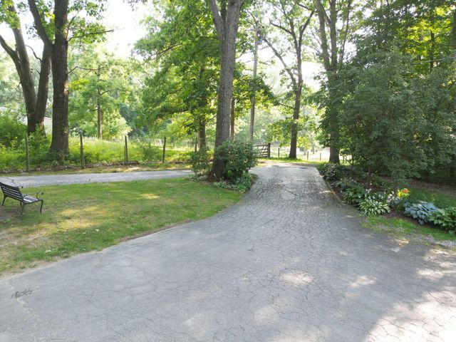 769 N Calumet Avenue, Valparaiso, IN 46383