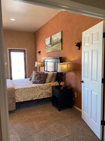 761 MARBLE SKY Avenue NE, Rio Rancho, NM 87144