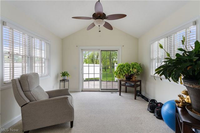 30 Pine Villa Trail 5, Aurora, OH 44202