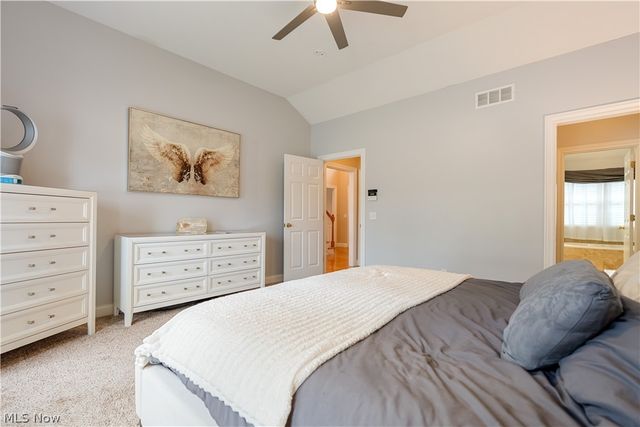 30 Pine Villa Trail 5, Aurora, OH 44202