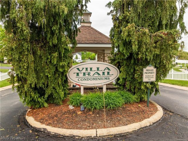 30 Pine Villa Trail 5, Aurora, OH 44202