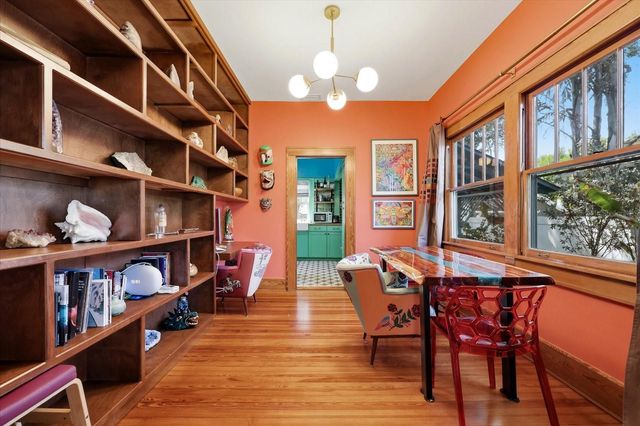 1024 23RD AVENUE N, St Petersburg, FL 33704