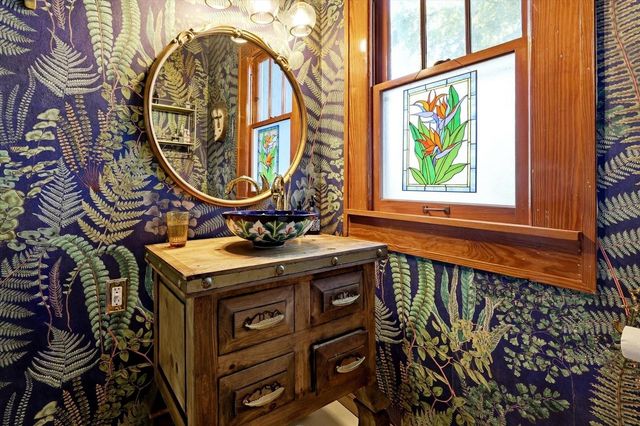 1024 23RD AVENUE N, St Petersburg, FL 33704