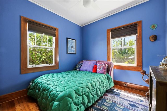 1024 23RD AVENUE N, St Petersburg, FL 33704