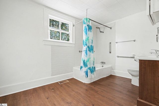 10 Elrod Street, Greenville, SC 29609